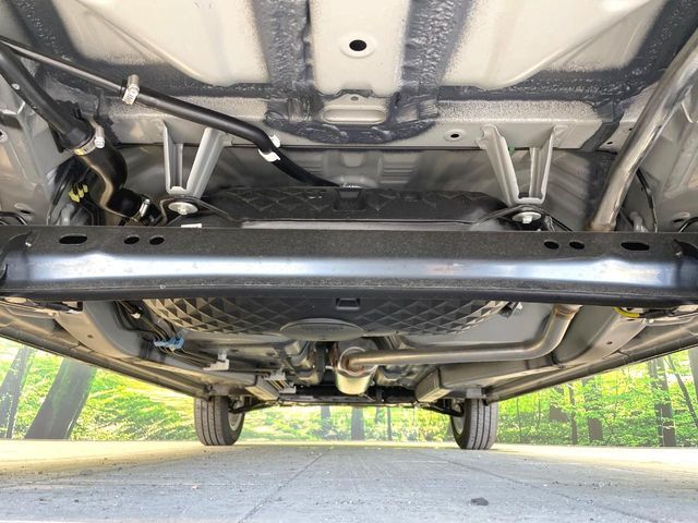 下回りがきれいなうちに、防錆加工の施工がオススメ。降雪地域はもちろん、沿岸部にお住いの方や、趣味でマリン・ウィンタースポーツをされる方にご好評いただいております。