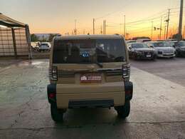 全車走行テスト実施済みです。納車前には12ヵ月定期点検を実施、エンジンオイル・エンジンオイルフィルター・フロントワイパー左右は必ず交換し不具合箇所があれば整備・交換をしてから納車いたします。