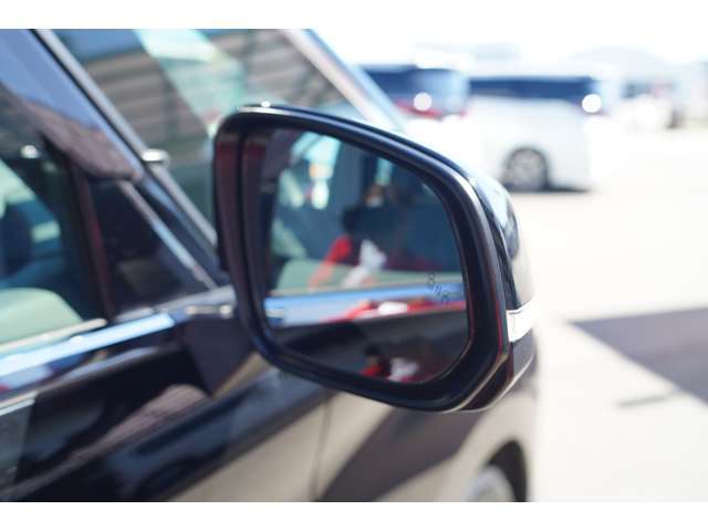 自動車任意保険のベストな契約も代理店である弊社にご相談下さい。