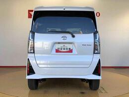 中古車は一物一価、同じようなお車でも、整備状況、内外装の状態など様々です。