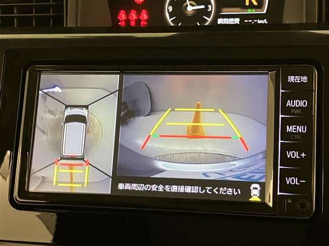 いまや必須装備「ナビゲーション」搭載！知らない場所に、スイスイッとドライブ。なんて便利な機能でしょうか？もう、これなしではハンドルを握れませんね！でも、運転中の操作は危険ですのでご注意ですね☆
