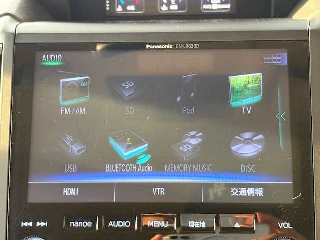 純正SDナビ付き！DVD再生、フルセグTV、Bluetoothオーディオ、バックモニターと装備が充実しております！