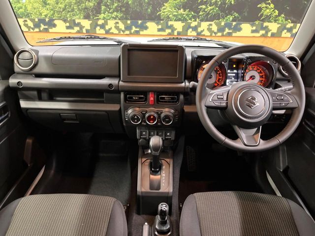 グループ総在庫数約30，000台！！全国の系列店からメーカー・車種問わずご紹介出来るので、あなたにピッタリのお車が見つかるはずです♪まずはお問い合わせ下さい☆