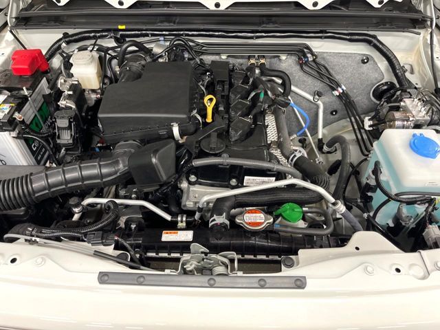 親切・丁寧な専門メカニックスタッフが応対！・車検・点検整備・事故等の修理などアフターサービスも安心。お車のカスタマイズもネクステージのサービススタッフまでご相談ください！