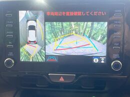 【パノラミックビューモニター】専用のカメラにより、上から見下ろしたような視点で360度クルマの周囲を確認することができます☆死角部分も確認しやすく、狭い場所での切り返しや駐車もスムーズに行えます。