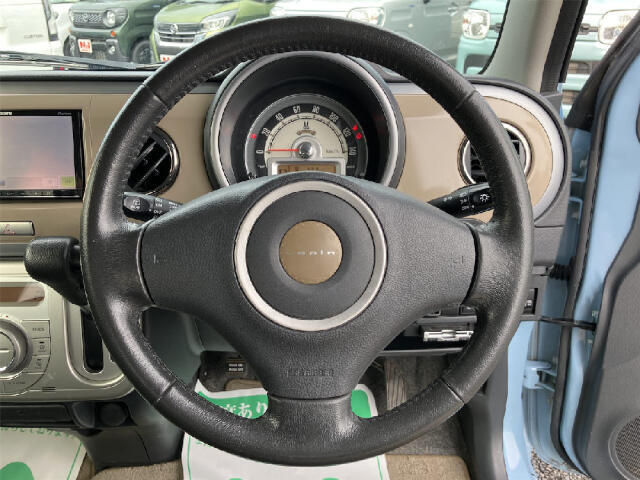 ★ナオイオートInstagram★[　＠naoiauto_car　]で検索！お得なセール情報や人気のお車を動画で紹介しております！