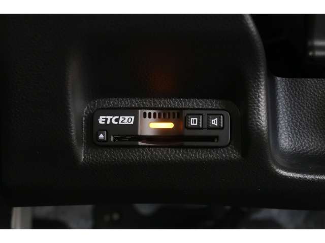 ◆◆ETC付！高速道路の料金所はキャッシュレスで通過です！サービスエリア等にあるスマートインターの出入りも利用可能でとっても便利☆ご納車後すぐにお使い頂けるようセットアップしてのお渡しとなります。