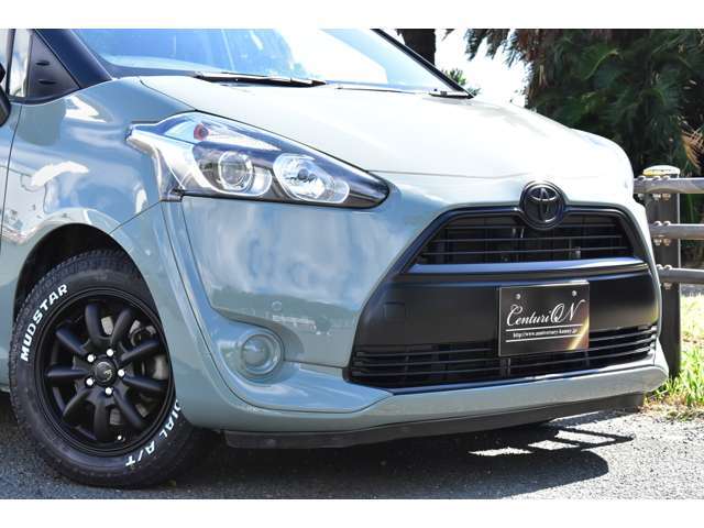 ☆リフトアップサスやタイヤホイールなどの社外パーツは、新品にてドレスアップをさせて頂いております。【もちろん、お客様のご要望に応じた様々なドレスアップも大歓迎です！】☆