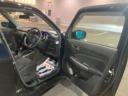 ハイブリッドRS　令和5年3月登録　走行370032KM　　衝突被害軽減ブレーキ　後退時ブレーキサポート　前後・誤発進抑制機能　アダプティブクルーズコントロール　LEDヘッドランプ