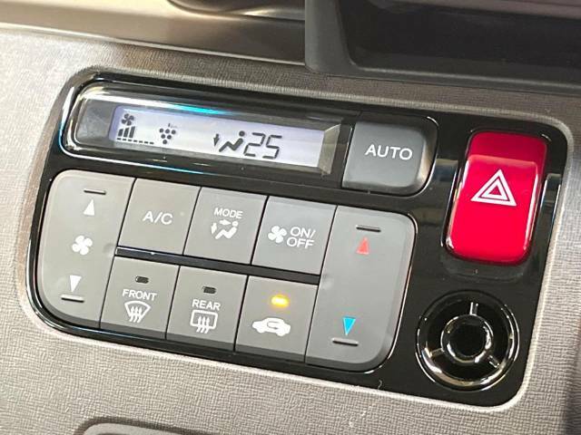 【問合せ：0749-27-4907】【オートエアコン】一度お好みの温度に設定すれば、車内の温度を検知し風量や温度を自動で調整。暑い…寒い…と何度もスイッチ操作をする必要はありません。快適な車内空間を！