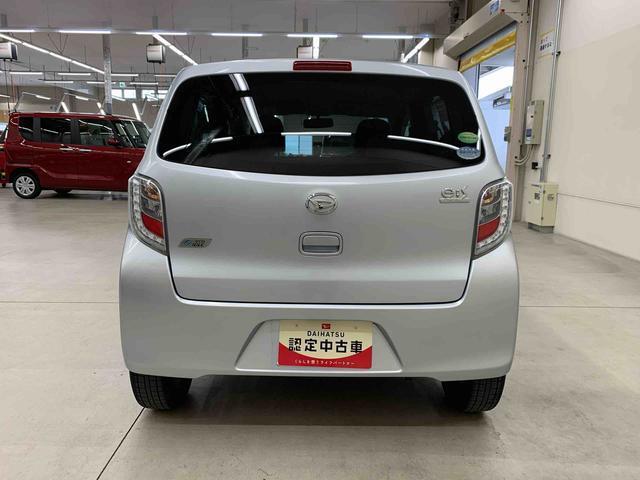 軽自動車、小型車を中心に常時300台展示車を御用意させて頂いております