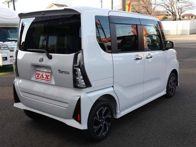 ●自動車評価会社（株）AISの評価を受けて展示しています。お車の状態は鑑定書でご確認いただけますので、ご遠方のお客様にも安心してお買い求めいただいています。