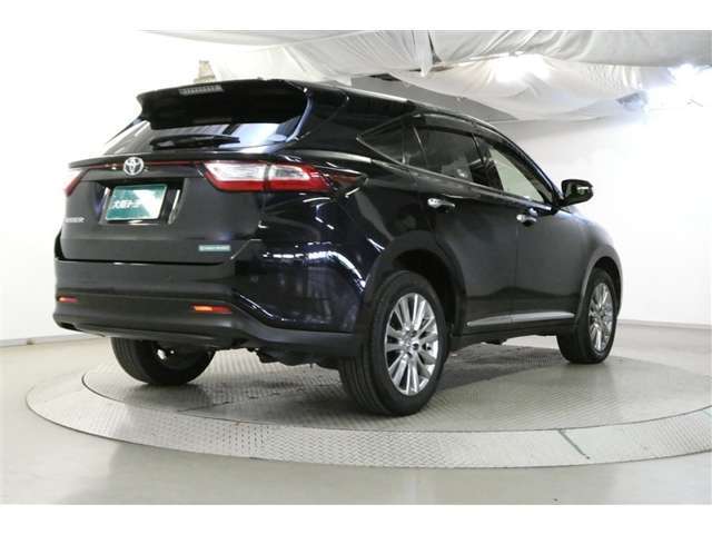 大切な愛車に！当店自慢のガードコスメ・CPCなどボディーコーティングもご一緒にいかがでしょうか☆