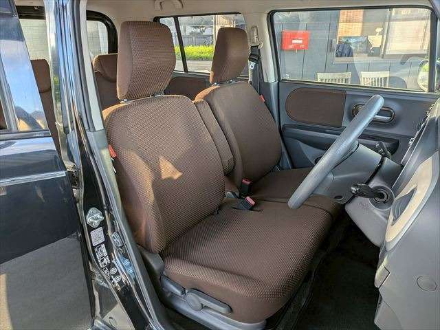 全国のオークション会場よりご希望のお車をお探しすることもできます。LINE　IDをご登録いただければ気になるお車の情報をお知らせすることもできます。ID　@259ucesy