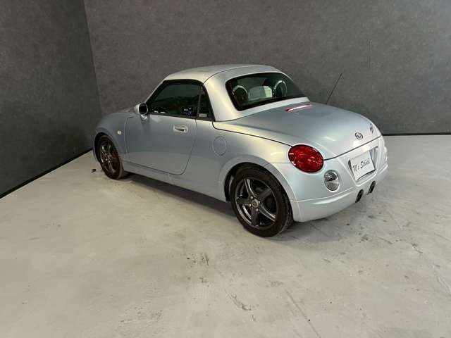 ここまで閲覧頂きありがとうございます♪当店は、滋賀県甲賀市の田舎町で車関連のトータルサービスをしております！お買い得な車両を常時40台以上展示しております♪