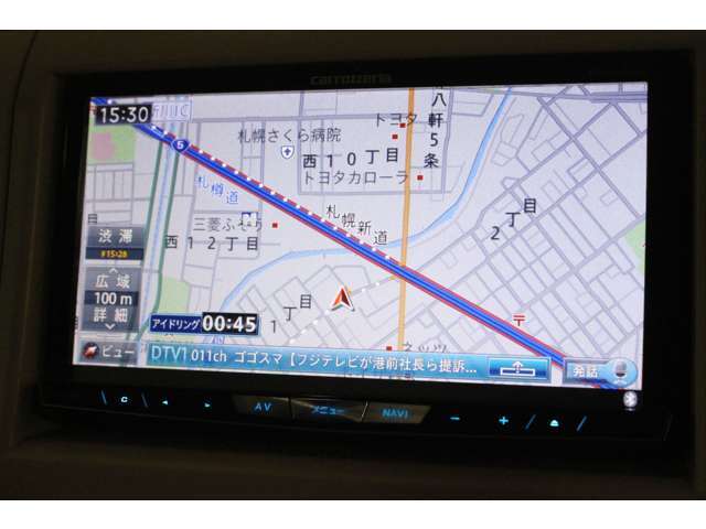 こちらのナビを装備しております。