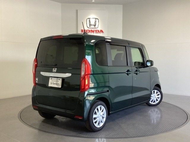 【Honda認定中古車 U-Select】　は3つの安心をお約束します。　1　Hondaのプロが整備した安心。 2　第三者機関がチェックした安心。　3　購入後もHondaが保証する安心。