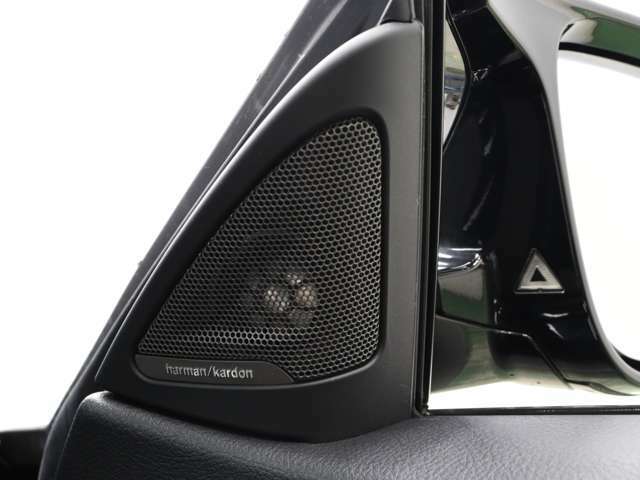 臨場感のあるharman/Kardonサウンドを装備！上質な音楽環境でドライブをお楽しみ頂けます！