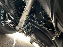 ショックアブソーバー