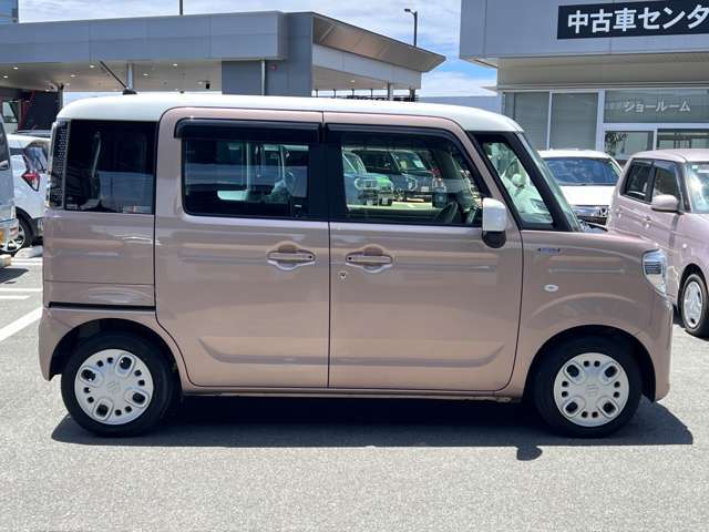【KMGホールディングスとは】西日本で約80店舗を運営しています☆70年以上自動車を販売してきたノウハウでお客さまの車選びを大切にサポートさせていただきます☆是非質の高い接客を体験してみてくださいね☆