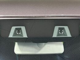 【スズキ　セーフティサポート】走行中に前方の車両等を認識し、衝突しそうな時は警報とブレーキで衝突回避と被害軽減をアシスト。より安全にドライブをお楽しみいただけます。