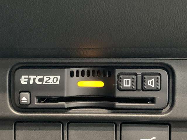 高速の料金所もラクラクのETC付き！スマートインターチェンジが増えておりますので必須の商品となっております！