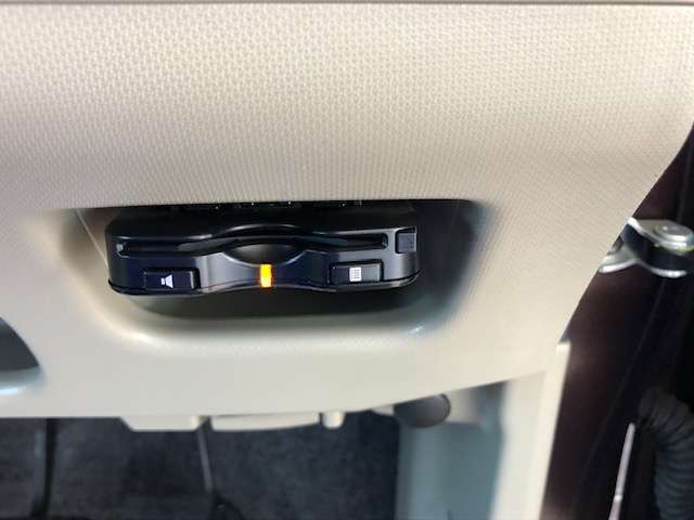 【ETC車載器搭載】で、高速料金所もスイスイ通過♪