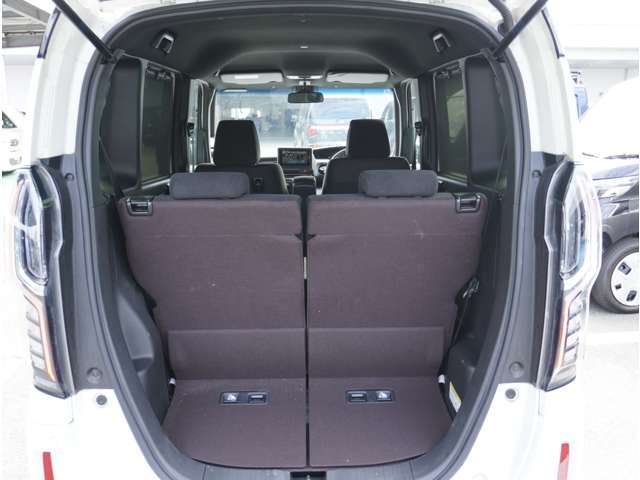 【お客さまのご要望にできる限りお応えします】ガラスコーティング、ナビゲーション、ETCなど、その他のパーツの取り付けなど、車に関することは何でもご要望ください☆