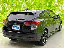 全国に店舗を展開しているのでどこでもお取り寄せが可能です！この車が気になるけど遠方だから・・・と諦める必要はありません！※別途陸送費が必要です。