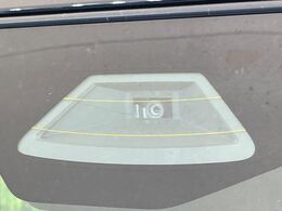 【スズキ　セーフティサポート】走行中に前方の車両等を認識し、衝突しそうな時は警報とブレーキで衝突回避と被害軽減をアシスト。より安全にドライブをお楽しみいただけます。