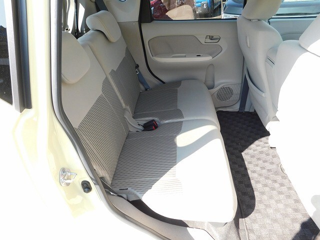 後部座席です。