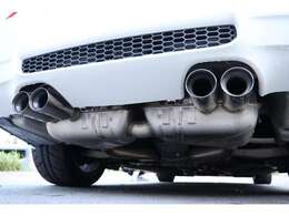 スタッフ全員ポルシェを所有し、各自路線の違う楽しみ方をしております。カスタムイベント受賞歴、スーパー耐久出場歴あり。