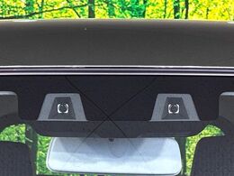 【スズキ　セーフティサポート】走行中に前方の車両等を認識し、衝突しそうな時は警報とブレーキで衝突回避と被害軽減をアシスト。より安全にドライブをお楽しみいただけます。