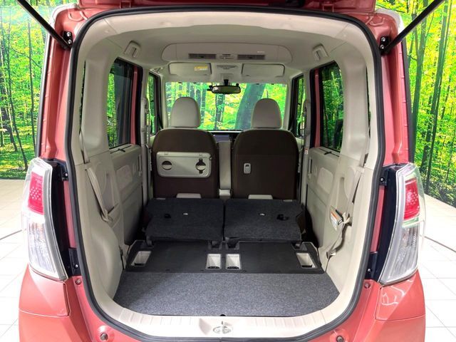 普段のお買い物や通勤、送迎等に十分な荷室スペースを確保しております。セカンドシートを倒すと、大きな荷物の積載も可能です♪