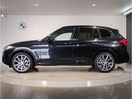 ☆BMWは自動車メーカーとしてのアイデンティティ…BMWらしさを守るため頑なに前後重量配分50:50にこだわり続けています☆