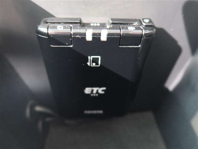 ETC車載器付きです。高速道路の料金所もスムーズに通過できます。