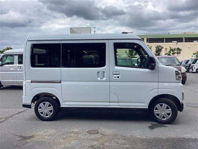 ■□■□■ アフターサービスも安心！！ 自社整備工場・自社鈑金工場・積載車を完備しておりますので、お客様のご購入後も手厚くサポートいたします！！ ■□■□■