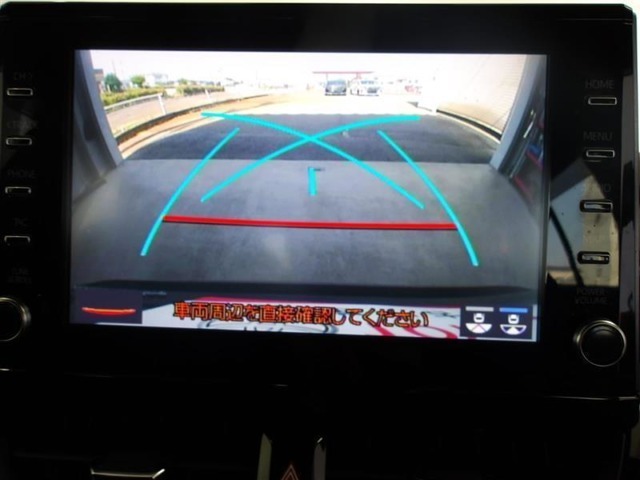 バックガイドモニターで、後方を確認しながら安心して駐車することができます。運転初心者も熟練者も必須の機能ですよ！