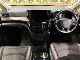 グループ総在庫数約30，000台！！全国の系列店からメーカー・車種問わずご紹介出来るので、あなたにピッタリのお車が見つかるはずです♪まずはお問い合わせ下さい☆