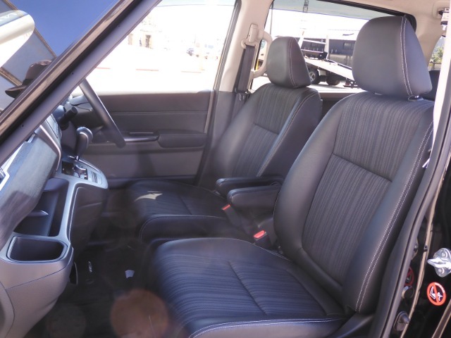 ◆室内は、シートクリーニングや各部の徹底した清掃を実施し、消臭・除菌処理を行っています。しかも、全ての差上で天然成分の薬剤にこだわり安心・安全へも配慮しています。