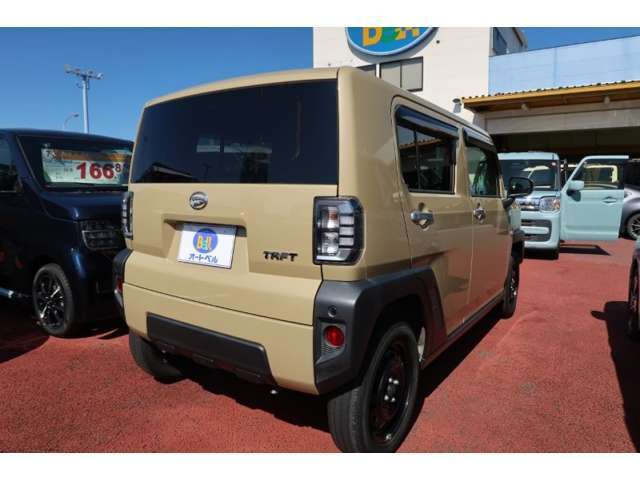 オートベル東バイパス店・オートベル浜線バイパス嘉島店・オートベルサンロードシティ人吉店の熊本県下3店舗に総在庫常時800台以上を展示しております。