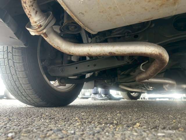 自動車保険の見直しも行っております！国内大手損保会社4社の代理店で3年長期分割保険など、お車が変わるタイミングに合わせてお客様に最適のプランをご案内いたします。詳しくは資格保有のスタッフまで☆