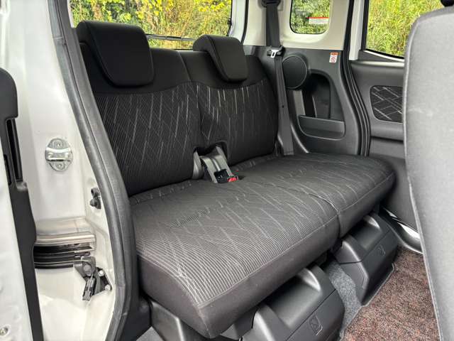 後部座席もきれいです！