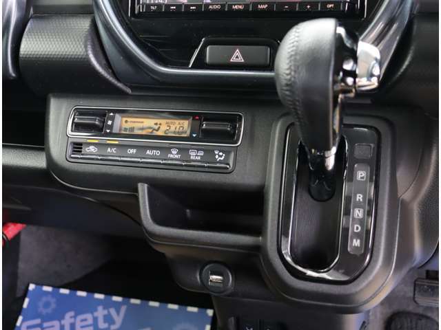 ご来店いただければ軽自動車からスポーツカー、1ボックスやセダンや輸入車などパソコンひとつで850台すべての在庫をご覧いただくことができます！