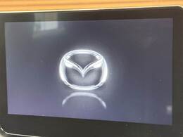 純正マルチナビゲーション搭載。音楽の録音やDVDの再生、フルセグTV、Bluetoothお楽しみいただけます。