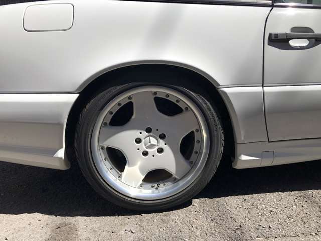 大人気！お買い得車が入荷致しました！内装や外装の程度がよく、装備も充実しています！残り一台なのでお早目にお問合せお待ちしております！　ビックオート「042-705-4889」迄！！！