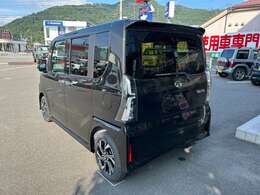 安心のトータルカーライフサポート(TCS)当店の整備士は国家整備資格の有資格者なので、お車のことで気になることがありましたら、お気軽にお尋ねください。安心サポート致します。