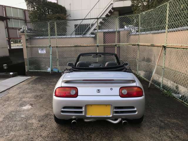 HKS2本出しマフラー　リアスポ付き