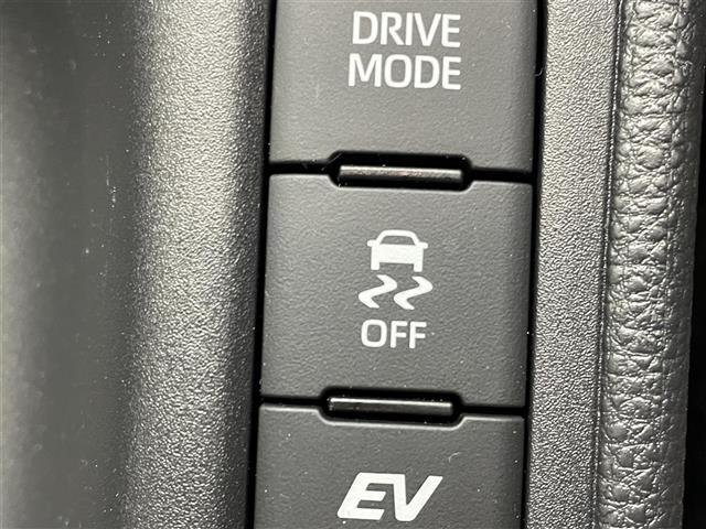 店舗にて現車の確認もいただけますので、お電話で在庫のご確認の上是非ご来店くださいませ！！！