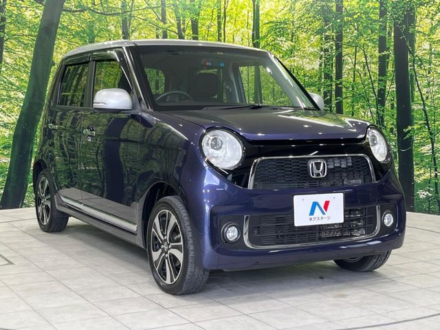 大好評のボディコーティング「弾スプラッシュコート」もご納車までに施工可能。通常のガラスコートと異なる、耐久年数6年の無機質ガラスコーティングが、ボディをキレイな状態に保ってくれます。